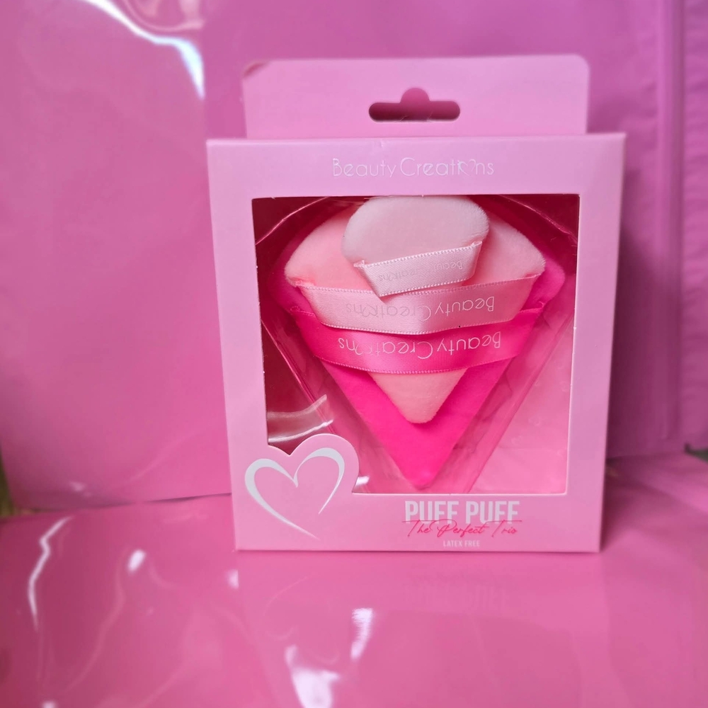 Beauty Creations Pink Triangle Makeup Puffs